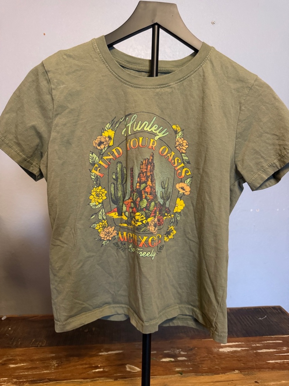 Hurley Olive Green Graphic Short Sleeve Tee